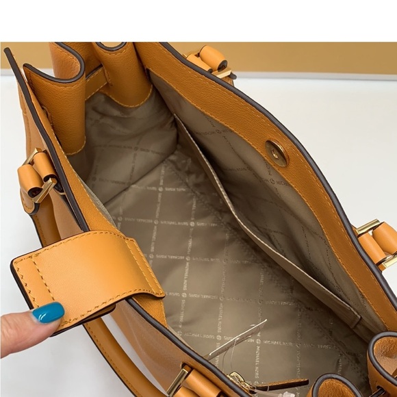 MICHAEL KORS HAMILTON MEDIUM SATCHEL   COLOR: GOLDEN ROD NWT - Picture 13 of 15